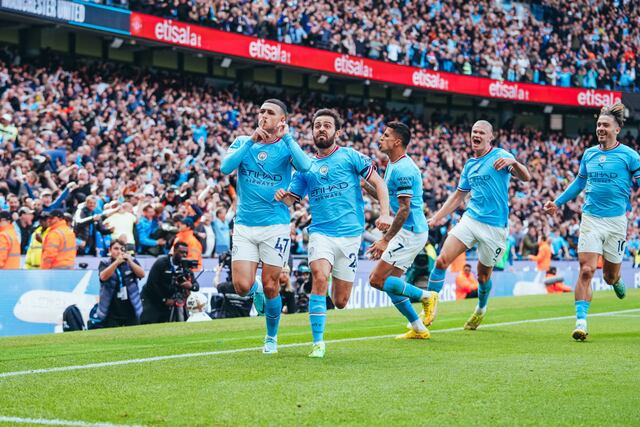Haaland y Doden destrozan al Manchester United