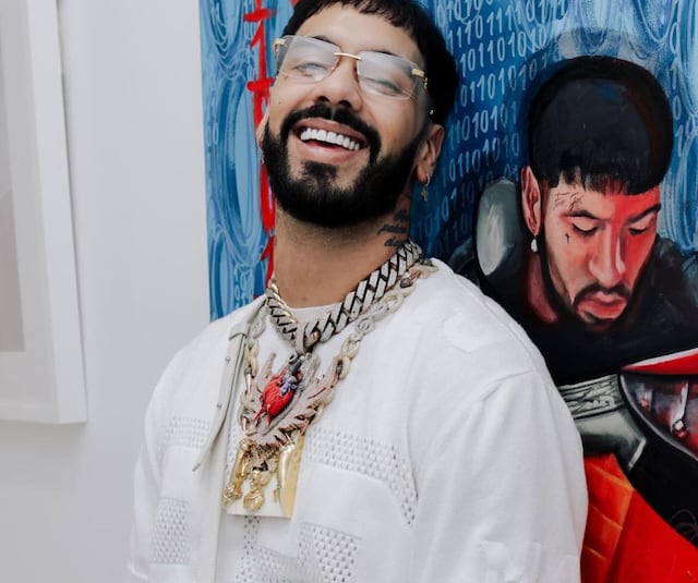 VIDEO: Anuel muestra sus nuevas joyas tras sufrir robo en su casa de Miami