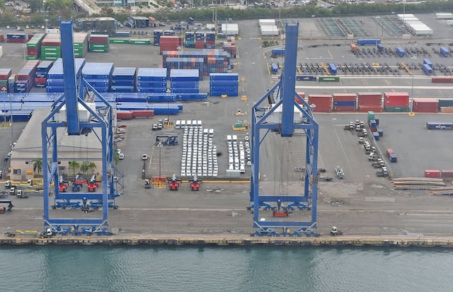 Paro en Muelle de San Juan podría aumentar precios en supermercados y farmacias