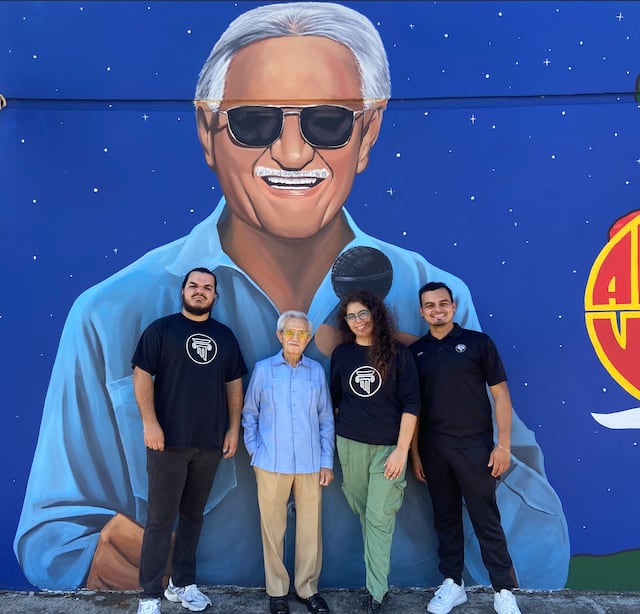 Fotos: Colectivo artístico inaugura mural en honor a Alfonso Vélez “El Fua” en Añasco
