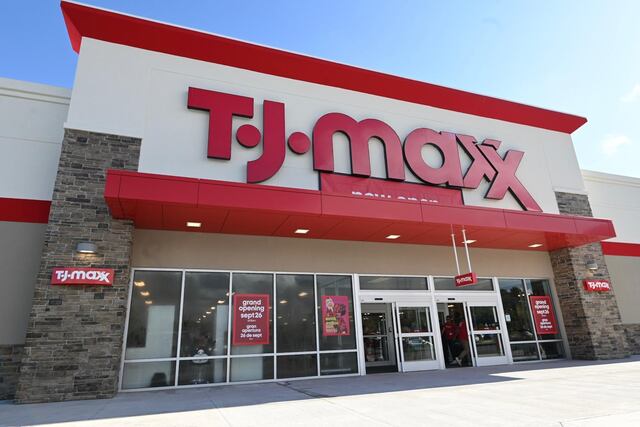 Abre el primer TJ Maxx del área oeste