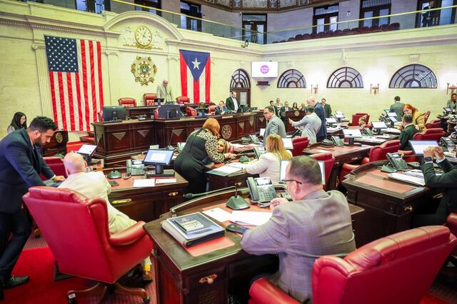 Ante la falta de plomeros, el Senado abre la llave a más certificaciones