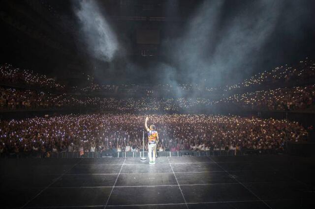 Ozuna inicia con éxito nueva gira de conciertos en Europa