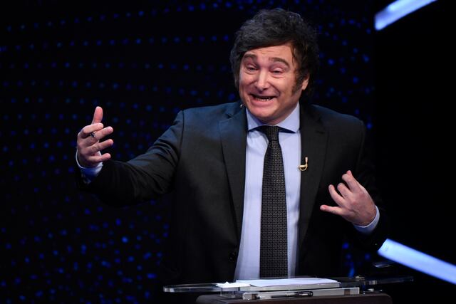 Candidato ultraderechista argentino alega coro de “tosedores” querían desestabilizarlo durante debate