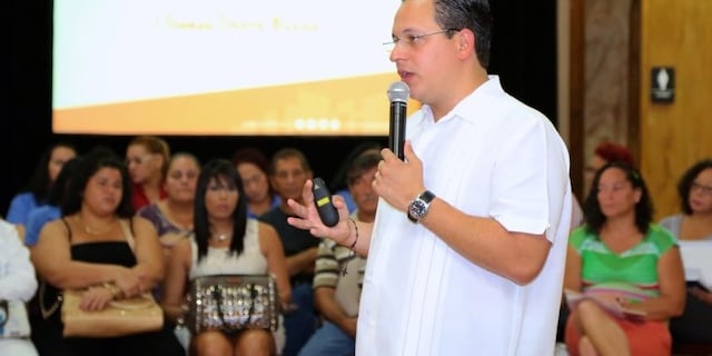 Anuncian millones de dólares en fondos federales para residenciales públicos