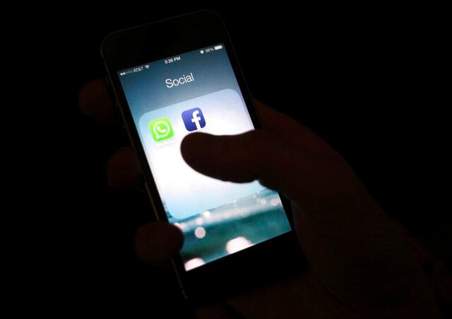 Facebook elimina casi 800 páginas falsas