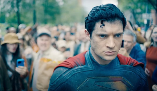 La nueva película de Superman recauda más de $217 millones en su estreno mundial