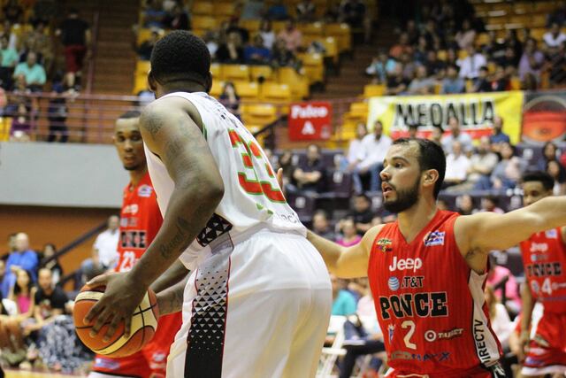 Ponce logra gran remontada y derrota a Mayagüez