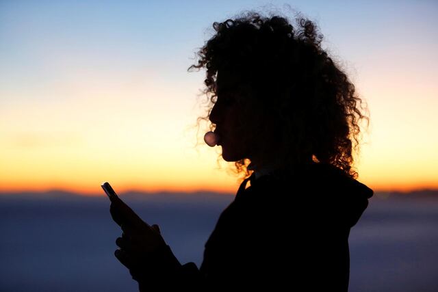 Cuidado al consultar sobre salud a los chatbots: la mitad de sus respuestas presenta errores o problemas