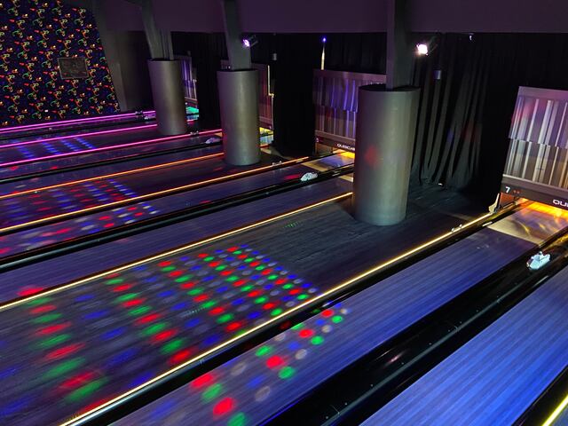 Abre sus puertas el ‘Barceloneta Bowling Center’