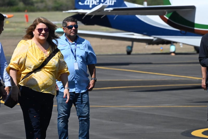 La gobernadora, Jenniffer González, visitó el lunes la isla municipio de Culebra.