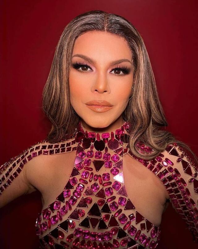¿Quieres saber cómo Olga Tañón cambió su rostro dramáticamente? Aquí lo explica