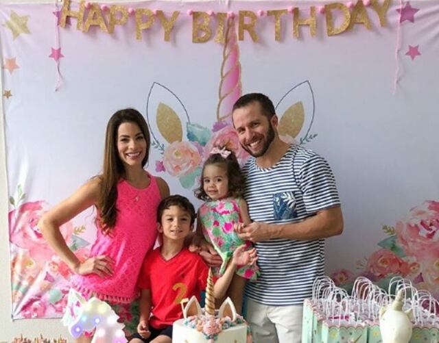 Viviana y Barea celebran el cumpleaños de su hija