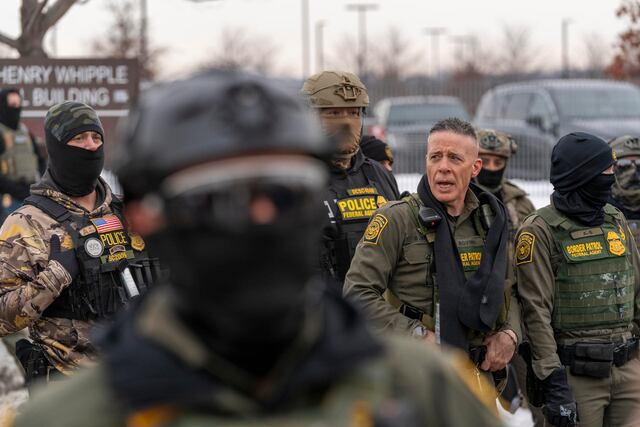 Demócratas buscan bloquear el presupuesto de ICE y proponen reemplazar la agencia