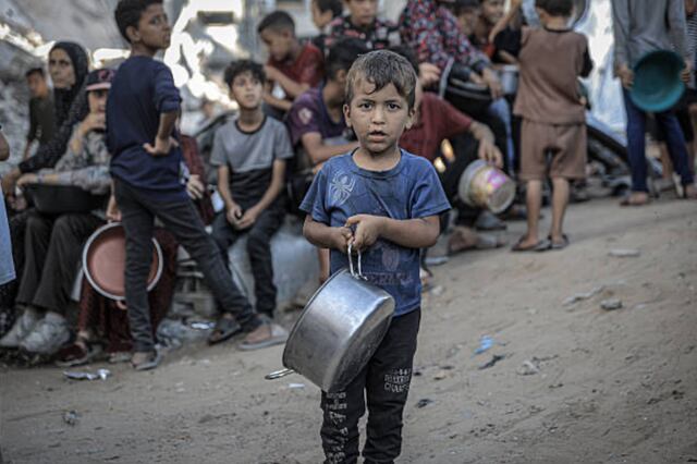 ONU: “Se están derrumbando todos los recursos que mantienen viva a la gente en Gaza”