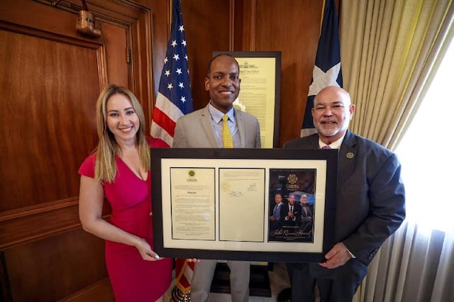 Cámara de Representantes rinde homenaje a Julio Rivera Saniel