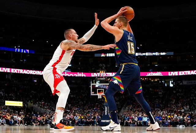 Nuggets se escapan con triunfo ante Rockets