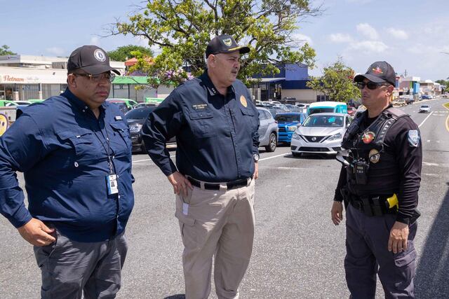 Arrestan a dos menores por escalamiento en Condado