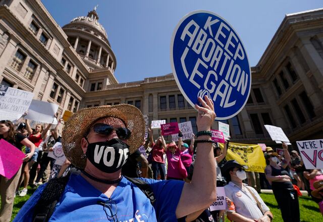 Jueza desafía ley de Texas y autoriza que mujer se someta a aborto
