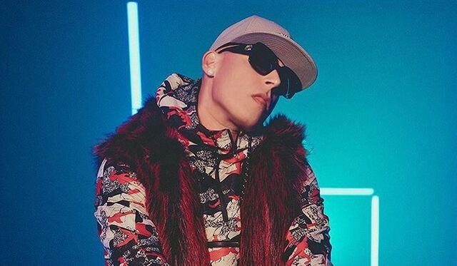 Cosculluela regresa a los escenarios tras caso por violencia contra su expareja