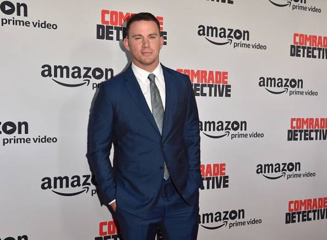 Channing Tatum baila con la cajera de una gasolinera
