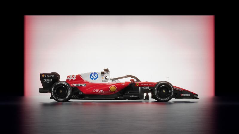Foto del nuevo monoplaza de Fórmula 1 de Ferrari, el SF26, que será conducido por Lewis Hamilton y Charles Leclerc en la próxima temporada, en Maranello, Italia, 23 de enero de 2026. (Fórmula Uno, Italia) EFE/EPA/Scuderia Ferrari Press Office / HO PHOTO TO BE USED SOLELY TO ILLUSTRATE NEWS REPORTING OR COMMENTARY ON THE FACTS OR EVENTS DEPICTED IN THIS IMAGE - NO ARCHIVING - NO LICENSINGHANDOUT EDITORIAL USE ONLY/NO SALES
