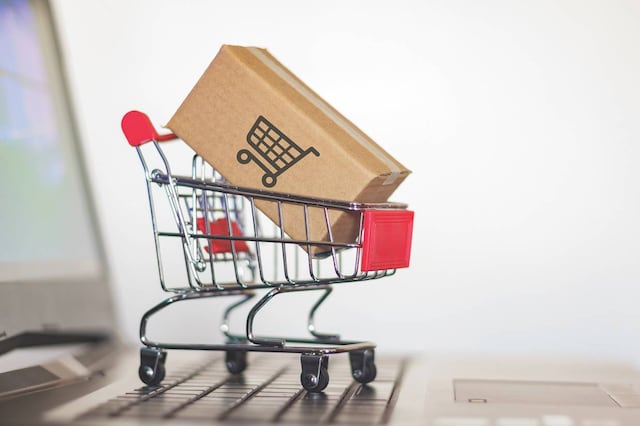 ¿Cómo prevenir fraudes mientras realizas compras navideñas en línea?