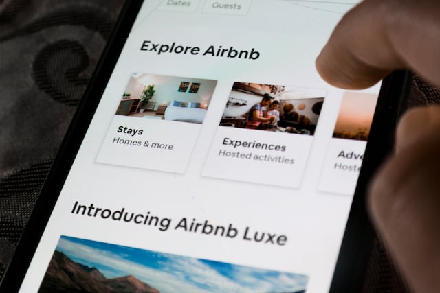 Airbnb vuelve a tomar medidas para bloquear posibles fiestas en el fin de semana largo
