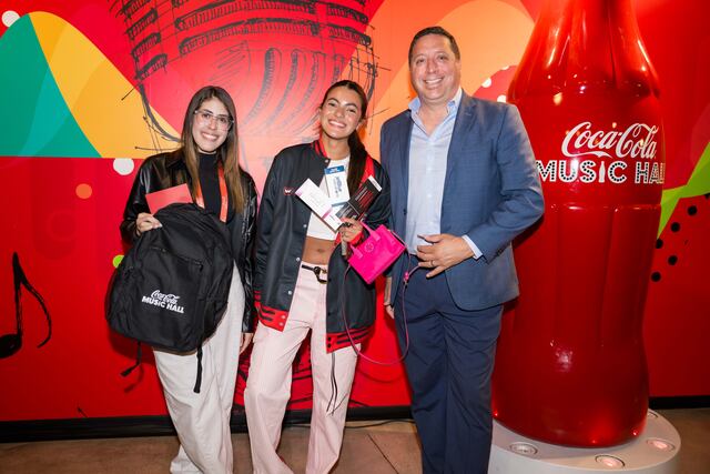 Coca-Cola Music Hall premia a su visitante 500 mil a dos años de su apertura