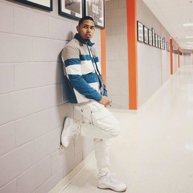 Myke Towers es reconocido como compositor del año