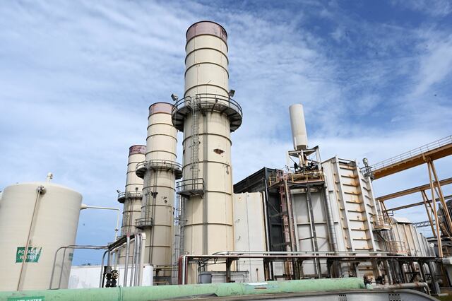 Negociado de Energía ordena informes anuales sobre ahorros en conversión de Cambalache
