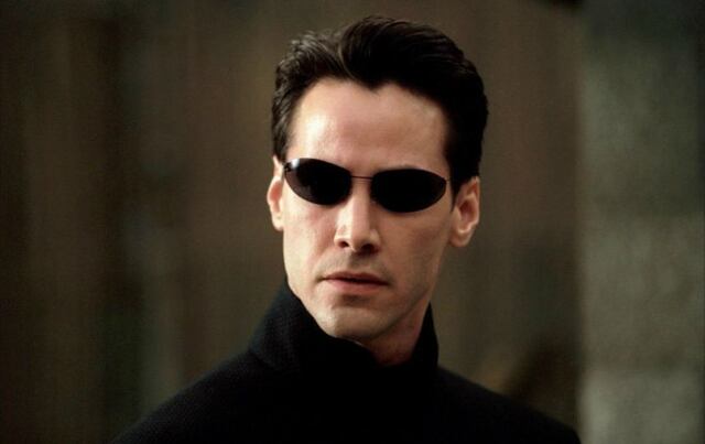 De la Ficción a la Realidad: 5 películas que anticiparon los implantes de chip en la Ciencia Ficción