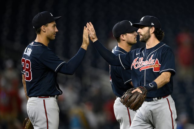 Bravos superan a Nacionales
