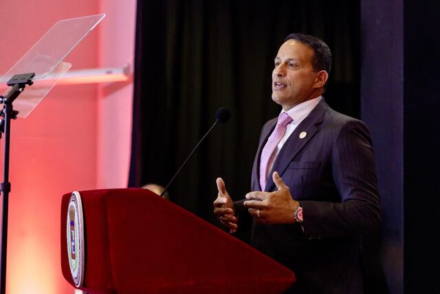 Alcalde de Aguadilla presenta mensaje de presupuesto y estado de situación