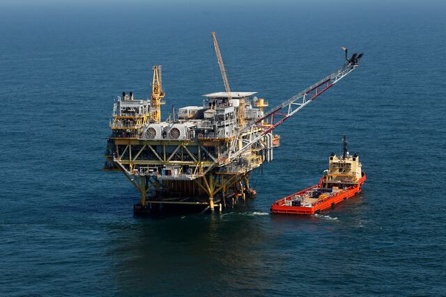 Biden respalda nuevas perforaciones marinas en el Golfo de México