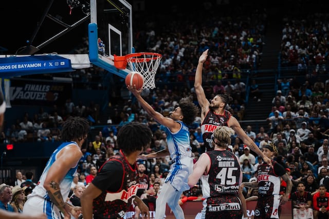 Reportan fraude en compra de boletos para juego de Vaqueros vs. Leones