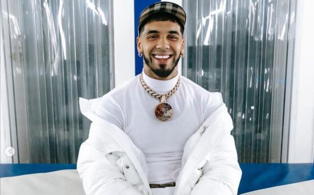Anuel AA pasa susto durante concierto en Orlando, Florida