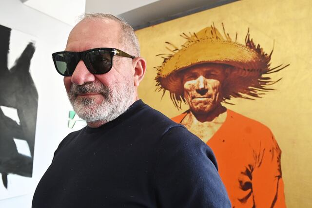 Exhibición honra raíces puertorriqueñas con toque contemporáneo