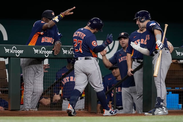 Astros, Rangers y Marineros aún buscan su lugar en la postemporada