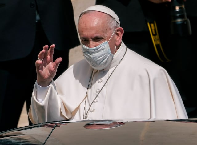 FOTOS: El regalo que Spiderman le dio al papa Francisco en el Vaticano