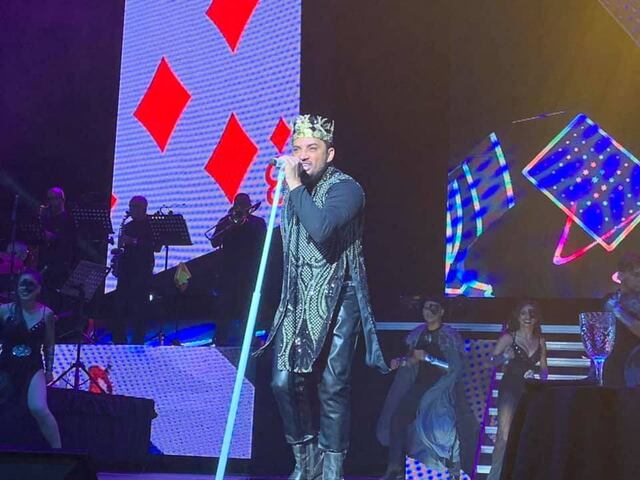 El Rey de Corazones forma tremendo fiestón en el Choli