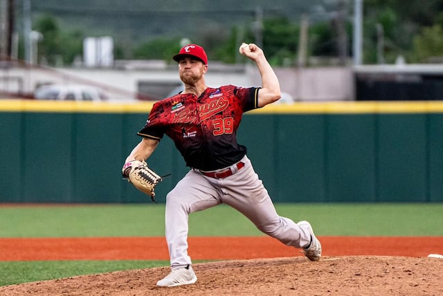 Gigantes, Cangrejeros y Criollos logran victorias en la pelota invernal