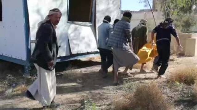 Un bombardeo contra una cárcel en Yemen deja al menos 35 muertos