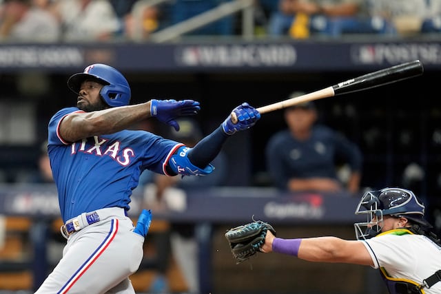 Adolis García pacta por 14 millones y 2 años con los Rangers