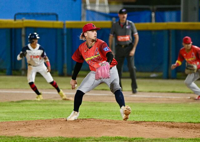 Mulos se llevan el primero de la semifinal