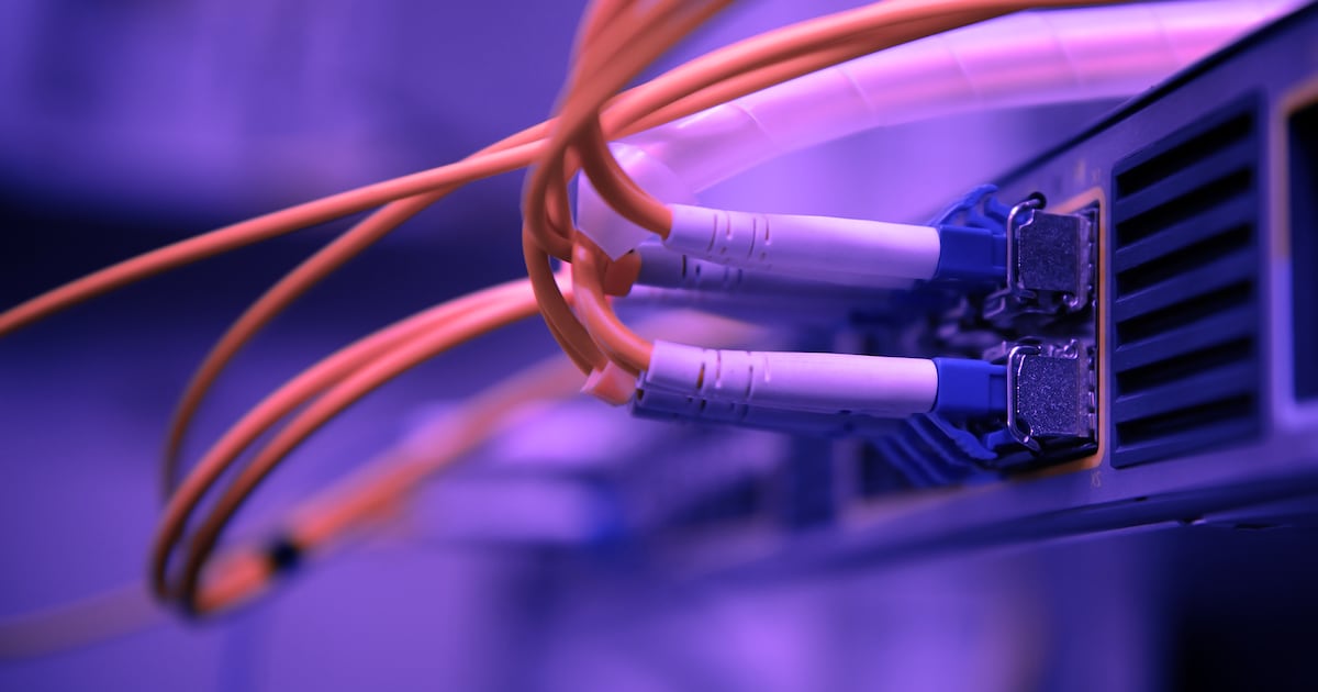 Desecho Del Router La FCC prohíbe los routers extranjeros: El fin del hardware “Low Cost ...
