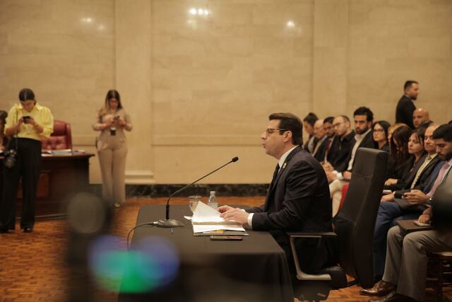 Domenech afirma que nunca se formalizó contrato con Houlihan Lokey pese a gestiones en caso AEE