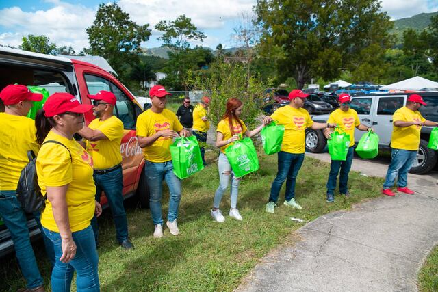Supermercados Selectos da un gran abrazo solidario al Suroeste