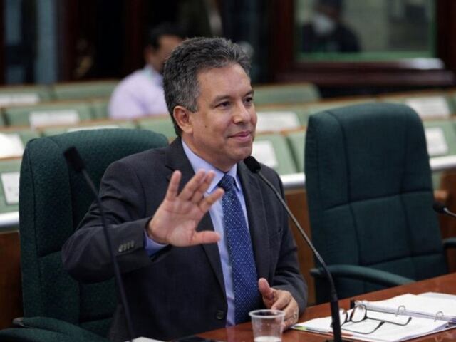 Manuel Torres Nieves afirma que él es el presidente de Politank
