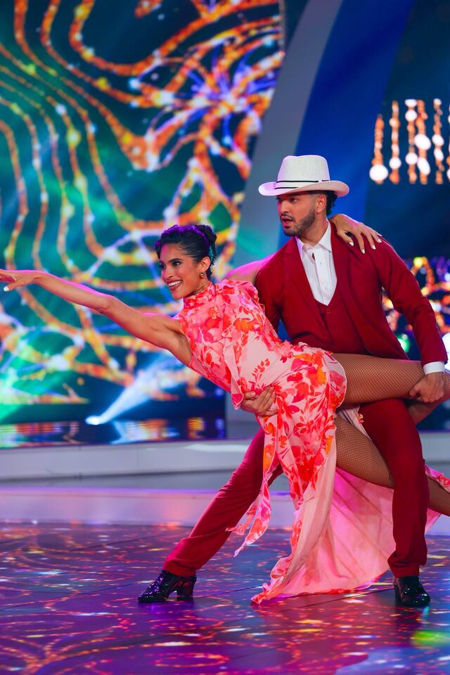 Karla Guilfú empata récord de la mayor puntuación en “¡Claro que Baila!“
